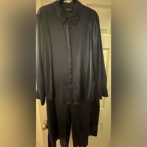 Worn Once!  Navy Blue Lane Bryant Blouse, Sz 20 & Pant, Sz 18 Set